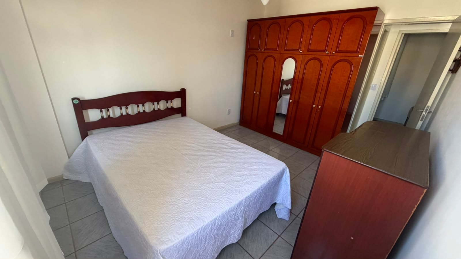APARTAMENTO 2 QUARTOS PRAIA DO MORRO/GUARAPARI-ES